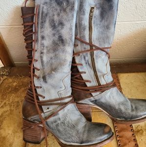 Freebird tie up ice boots BLACK FRIDAY SALE